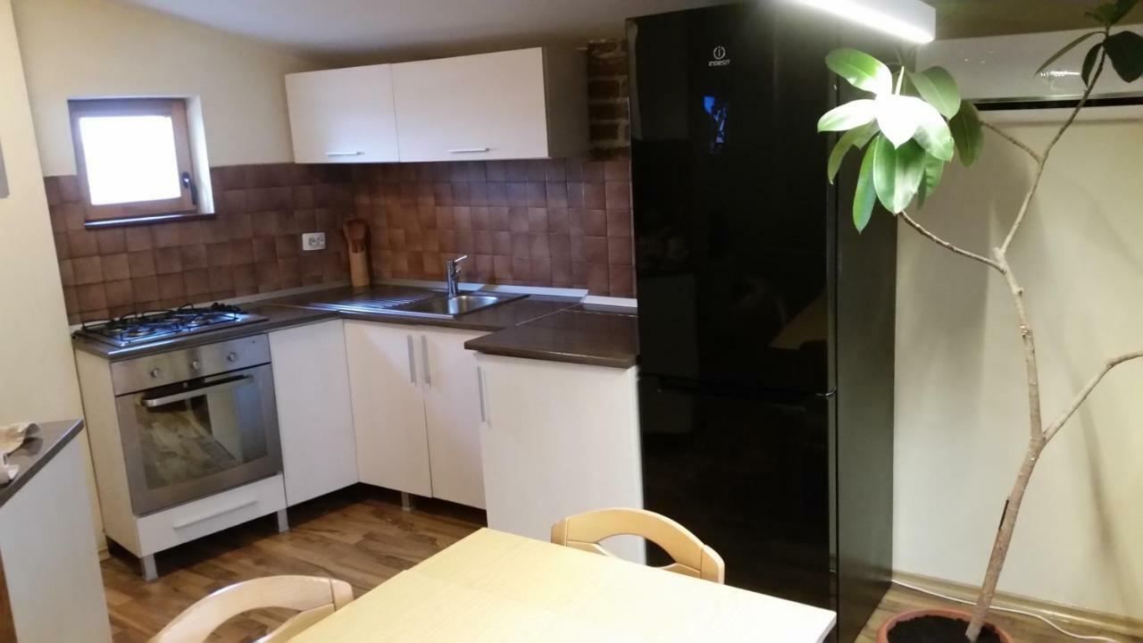 شقة Apartament Central أرادايا المظهر الخارجي الصورة